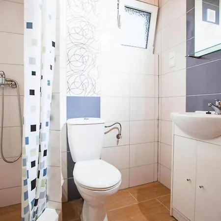 House In Rewal Near Baltic Sea Beach, Cleaning Included *